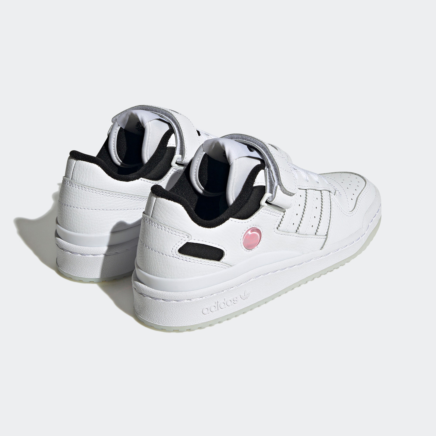 حذاء تزلج نسائي من Adidas Auth - مراجعة Adidas Shoes Superstar وسعره